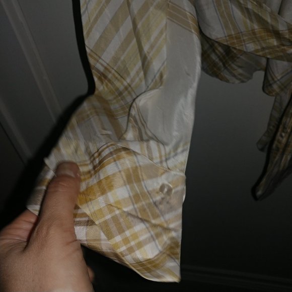 Coldwater Creek: Cream/Gold Silk Blend Tie-Front Button Up Top - Size Large NWOT - Picture 7 of 10